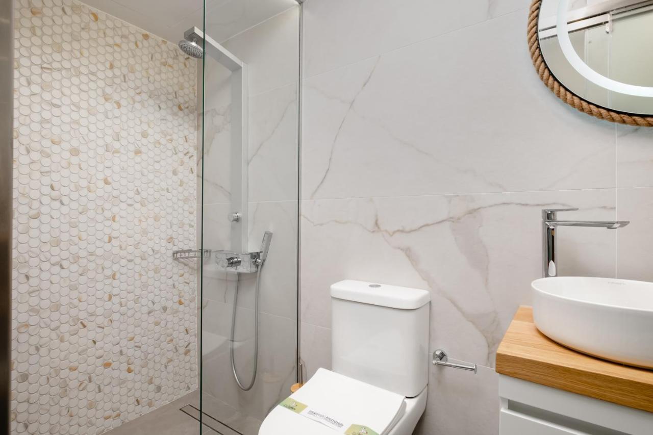 New Luxury Studio In The Heart Of Thiseio. Atene Esterno foto